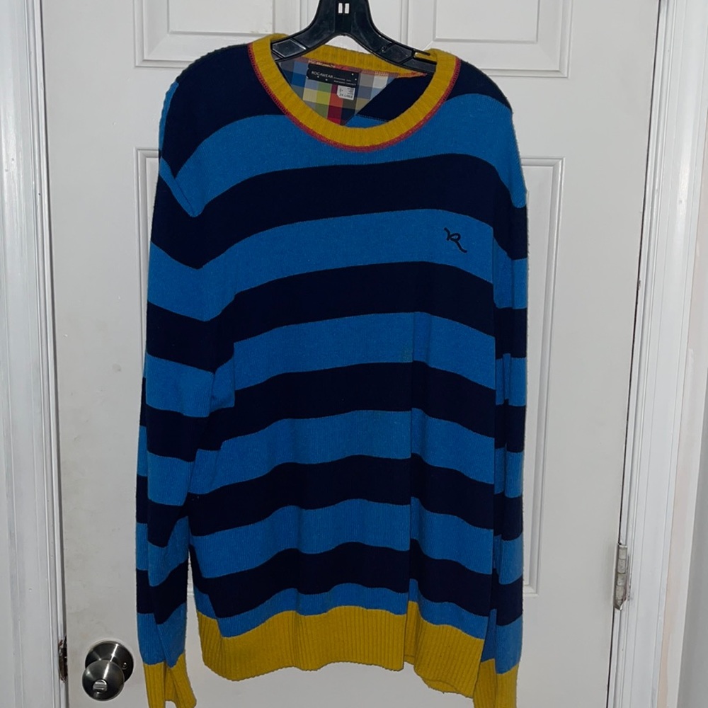 Roca wear sweater
